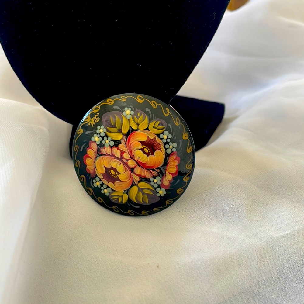 Vintage Russian hand painted brooch